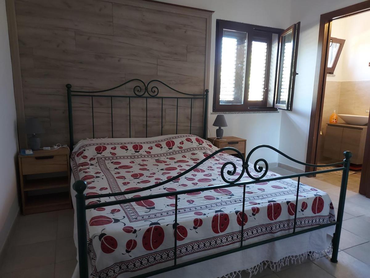 Apartamento Sa Domu 'E Pisittu Iglesias Exterior foto